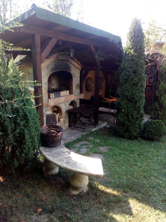 Rajski Vrt Врднік Екстер'єр фото